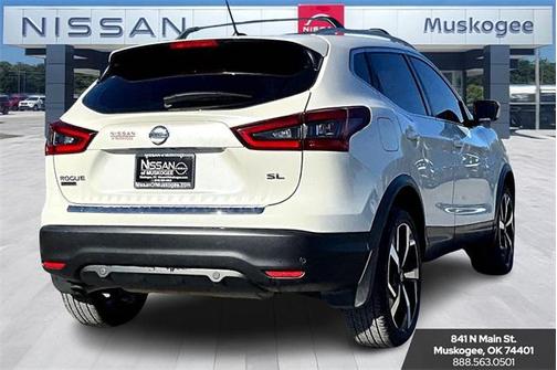 2022 Nissan Rogue Sport SL