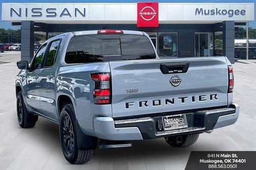 Boulder Gray Pearl 2026 Nissan Frontier SV