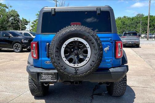 Blue Metallic 2022 Ford Bronco Badlands