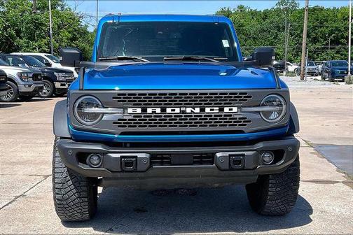 Blue Metallic 2022 Ford Bronco Badlands
