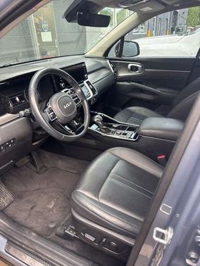 Everlasting Silver 2022 Kia Sorento SX