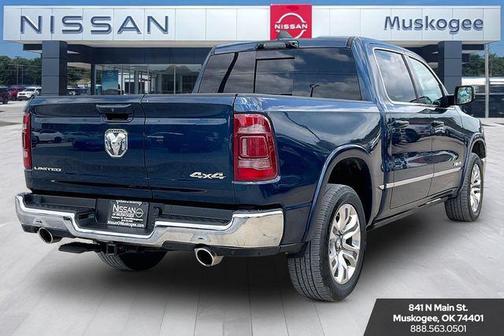 Patriot Blue Pearlcoat 2023 RAM 1500 Limited