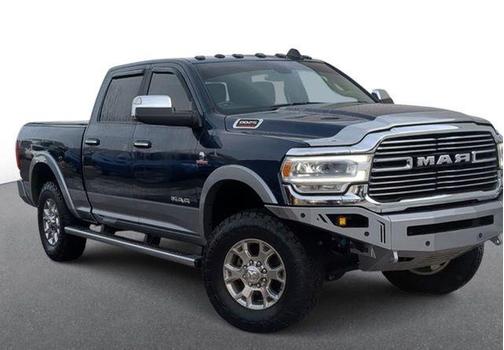 2022 RAM 2500 Laramie Crew Cab 4x4 6'4' Box