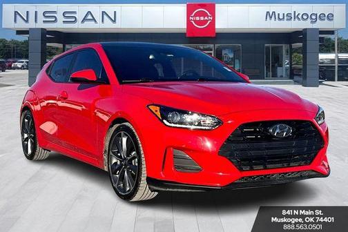 2019 Hyundai Veloster 2