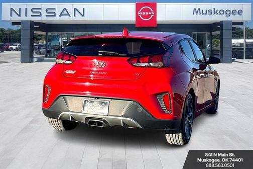 2019 Hyundai Veloster 2