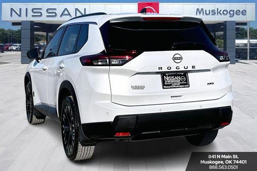 Everest White Pearl Tricoat 2026 Nissan Rogue Dark Armor