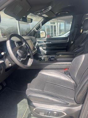 2024 Jeep Wagoneer L Series II 4x4