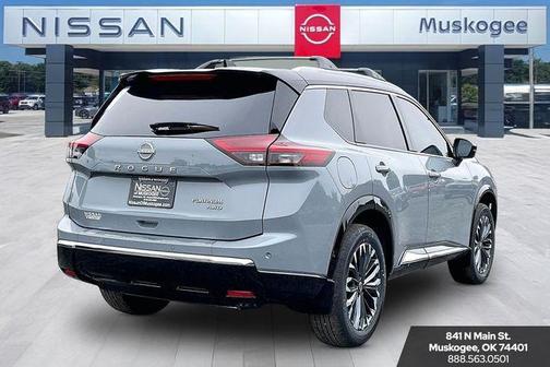 Boulder Gray/Super Black 2026 Nissan Rogue Platinum