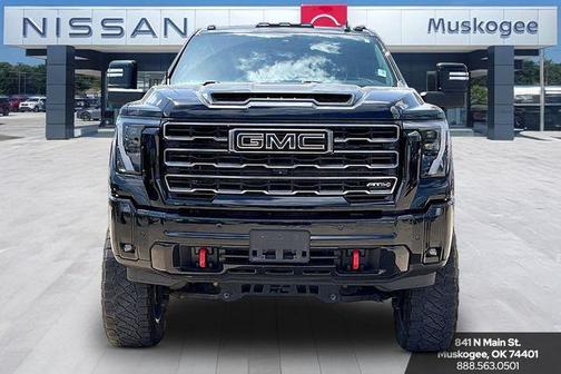 Onyx Black 2025 GMC Sierra 2500 AT4