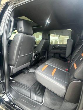 Onyx Black 2025 GMC Sierra 2500 AT4