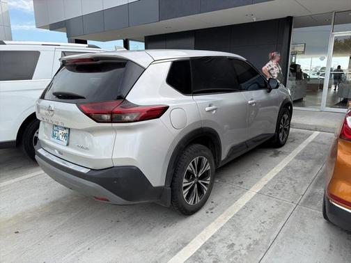2021 Nissan Rogue SV
