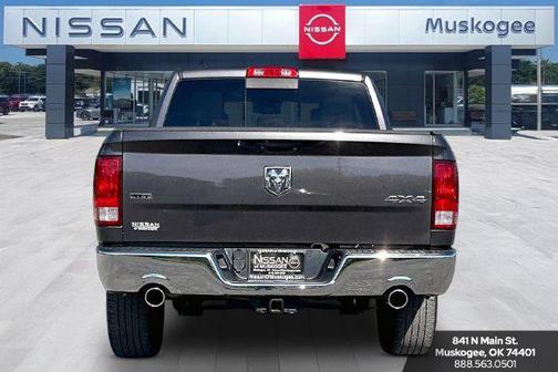 Granite Crystal Metallic Clearcoat 2018 RAM 1500 SLT