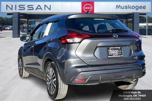 2021 Nissan Kicks SV