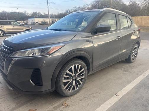 2021 Nissan Kicks SV
