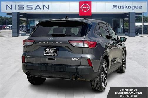 2021 Ford Escape SE