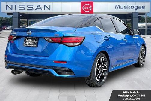 Electric Blue Metallic/Super Black 2025 Nissan Sentra SR