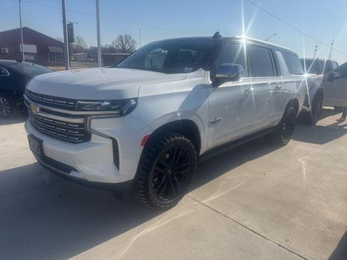 2023 Chevrolet Suburban Premier