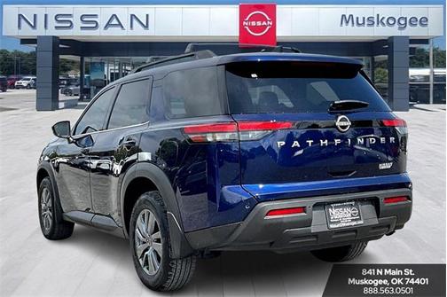 2025 Nissan Pathfinder SV FWD