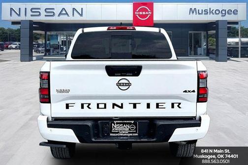 Glacier White 2026 Nissan Frontier SV