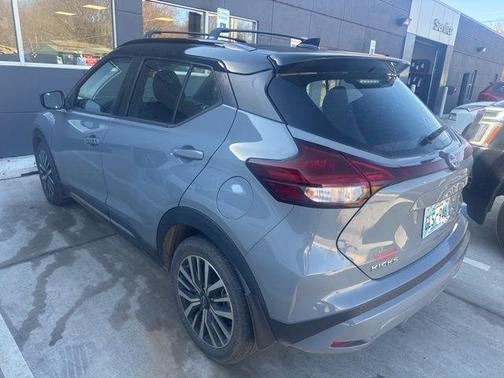 2023 Nissan Kicks SR