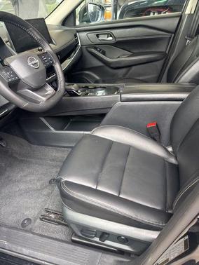 Super Black 2026 Nissan Rogue SL