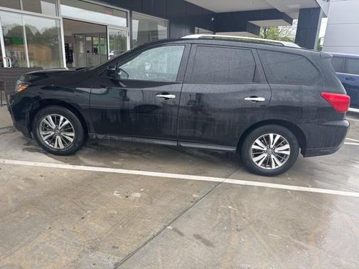 2020 Nissan Pathfinder SV 2WD