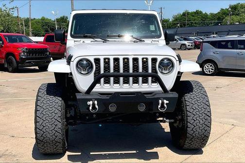 Bright White Clearcoat 2022 Jeep Gladiator Overland