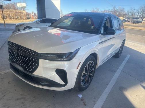 2024 Lincoln Nautilus Reserve