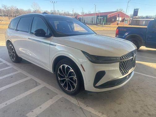 2024 Lincoln Nautilus Reserve