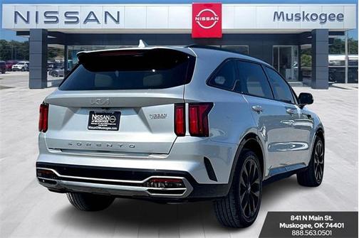 2022 Kia Sorento SX