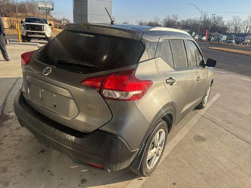 2019 Nissan Kicks S