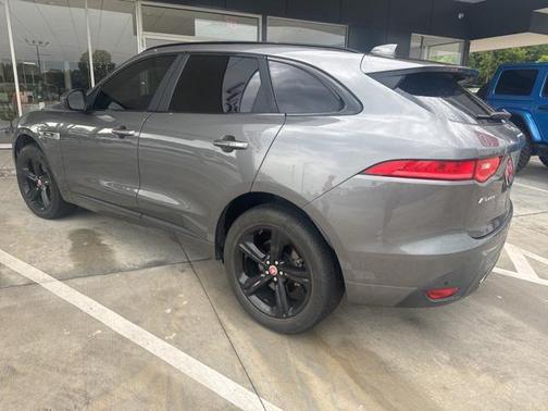 2017 Jaguar F-PACE 35t R-Sport