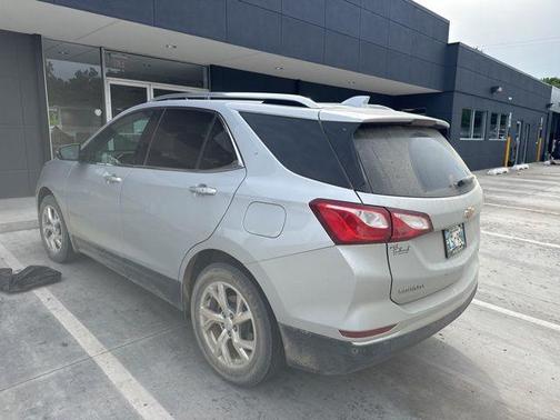 Silver Ice Metallic 2018 Chevrolet Equinox Premier