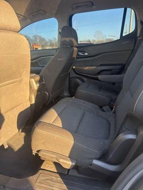 2022 GMC Acadia AWD SLE