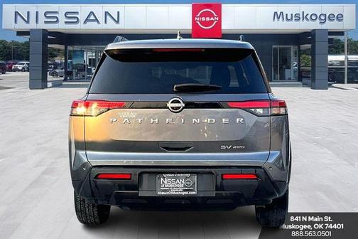 2024 Nissan Pathfinder SV 4WD