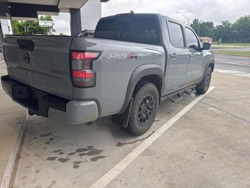 2022 Nissan Frontier PRO-4X