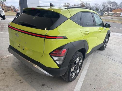 2025 Hyundai KONA SEL
