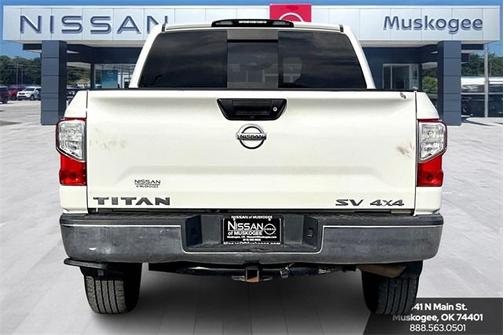 2019 Nissan Titan SV