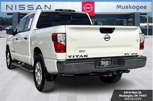 2019 Nissan Titan SV