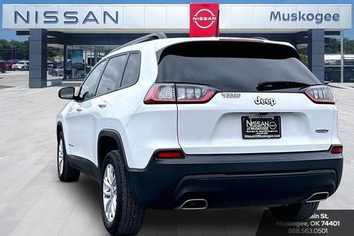 Bright White Clearcoat 2022 Jeep Cherokee Latitude Lux