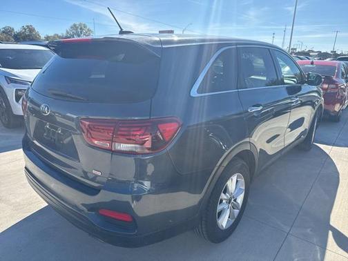 2020 Kia Sorento LX
