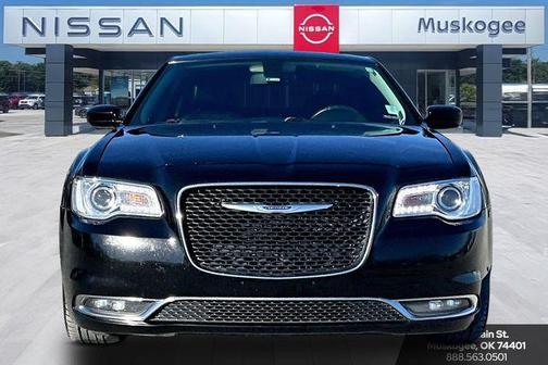 2019 Chrysler 300 Touring