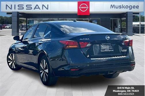 2022 Nissan Altima 2.5 SV