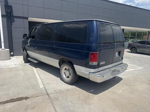 2008 Ford E150 Base