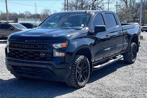 2023 Chevrolet Silverado 1500 Custom