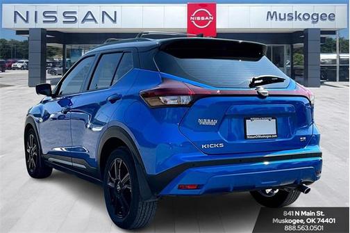 2024 Nissan Kicks SR