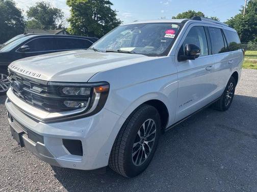 Silver Metallic 2025 Ford Expedition Platinum