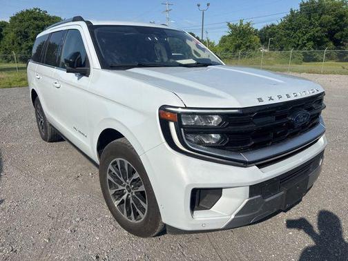 Silver Metallic 2025 Ford Expedition Platinum