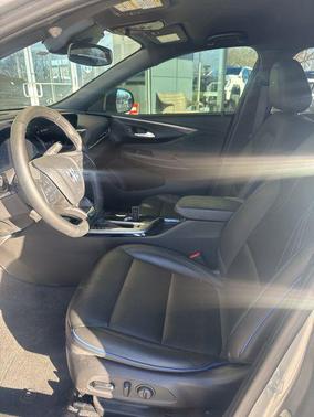 2025 Buick Envista Sport Touring FWD