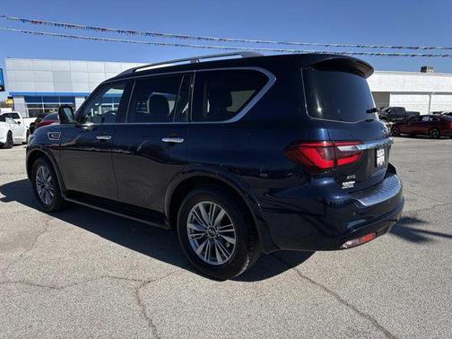 2024 INFINITI QX80 Luxe